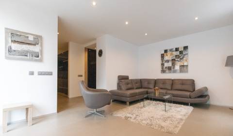 Mieten 2-Zimmer-Wohnung, 2-Zimmer-Wohnung, Bárdošova, Bratislava - Nov