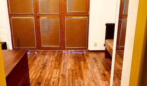 Kaufen Garconniere, Garconniere, M. Schneidra-Trnavského, Bratislava -