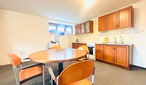 Mieten Einfamilienhaus, Einfamilienhaus, Komárovská, Bratislava - Podu