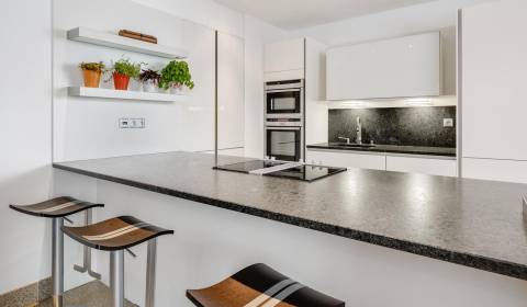 3-Zimmer-Wohnung, zu vermieten, Bratislava - Staré Mesto, Slowakei