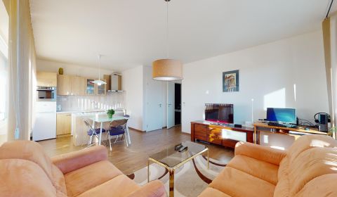 Mieten 2-Zimmer-Wohnung, 2-Zimmer-Wohnung, Strojárenská, Košice - Star