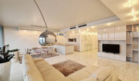 Mieten 3-Zimmer-Wohnung, 3-Zimmer-Wohnung, Dvořákovo nábrežie, Bratisl