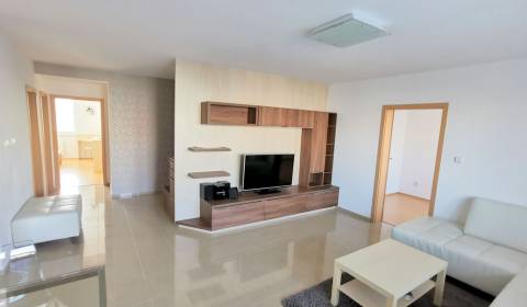 Mieten 3-Zimmer-Wohnung, 3-Zimmer-Wohnung, Osuského, Bratislava - Petr