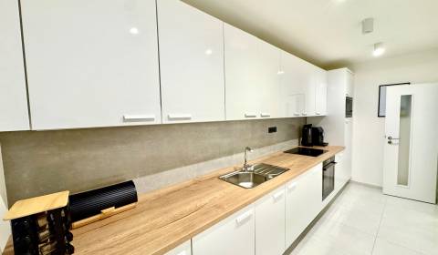 Mieten 3-Zimmer-Wohnung, 3-Zimmer-Wohnung, Jašíkova, Bratislava - Ruži