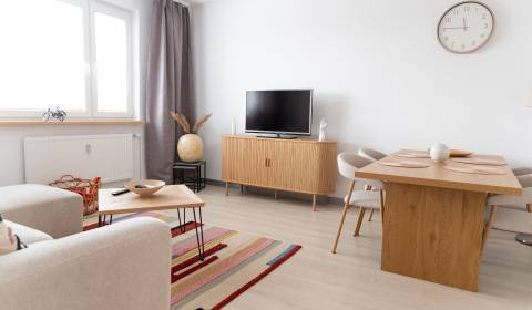 Kaufen 4-Zimmer-Wohnung, 4-Zimmer-Wohnung, Ondavská, Bratislava - Ruži