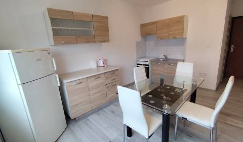 Mieten 1-Zimmer-Wohnung, 1-Zimmer-Wohnung, Nové Zámky, Slowakei