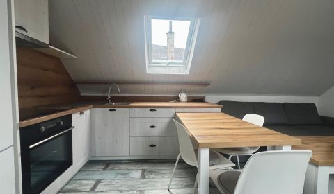 Mieten 3-Zimmer-Wohnung, 3-Zimmer-Wohnung, Zvolen, Slowakei