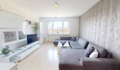 Kaufen 3-Zimmer-Wohnung, 3-Zimmer-Wohnung, Macharova, Bratislava - Pet