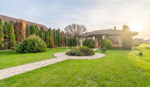 Kaufen Einfamilienhaus, Einfamilienhaus, Obec Amadeho Kračany, Dunajsk