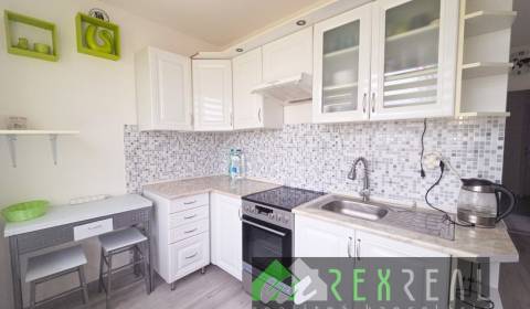 Kaufen 3-Zimmer-Wohnung, 3-Zimmer-Wohnung, Venevská, Banská Bystrica, 