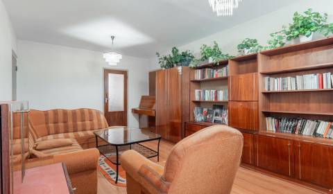 Kaufen 3-Zimmer-Wohnung, 3-Zimmer-Wohnung, Sídlisko M. Corvina, Dunajs