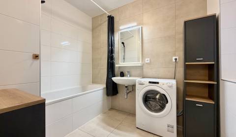 Mieten 2-Zimmer-Wohnung, 2-Zimmer-Wohnung, Armádna, Trenčín, Slowakei