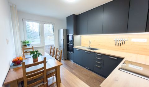 Kaufen 4-Zimmer-Wohnung, 4-Zimmer-Wohnung, Platanová, Žilina, Slowakei