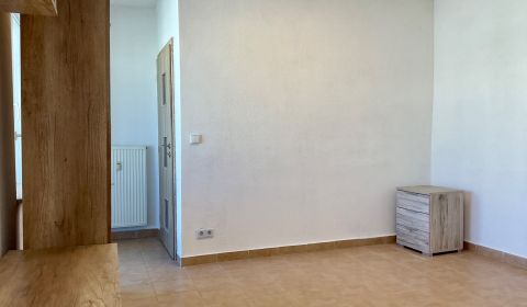 Kaufen 1-Zimmer-Wohnung, 1-Zimmer-Wohnung, Krížna, Bratislava - Staré 