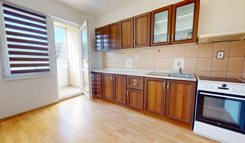 Kaufen 3-Zimmer-Wohnung, 3-Zimmer-Wohnung, Žiar nad Hronom, Slowakei