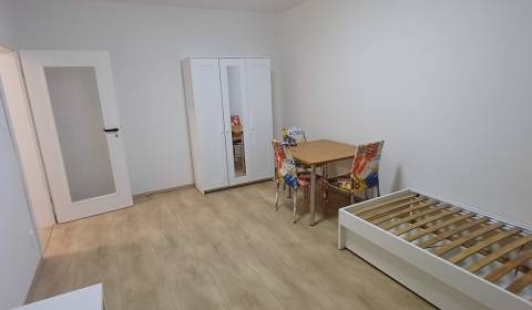 Mieten 3-Zimmer-Wohnung, 3-Zimmer-Wohnung, Gwerkovej, Bratislava - Pet