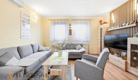 Kaufen Einfamilienhaus, Einfamilienhaus, Dunajská Streda, Slowakei