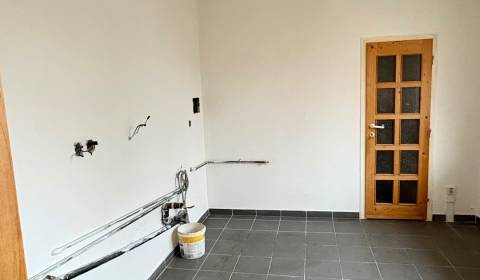 Kaufen 2-Zimmer-Wohnung, 2-Zimmer-Wohnung, Levice, Slowakei