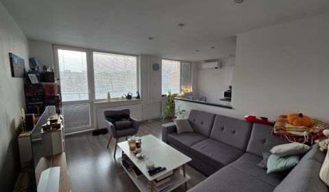 Kaufen 3-Zimmer-Wohnung, 3-Zimmer-Wohnung, Humenská, Košice - Západ, S