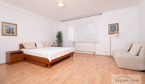 Kaufen 3-Zimmer-Wohnung, 3-Zimmer-Wohnung, Saratovská, Bratislava - Dú