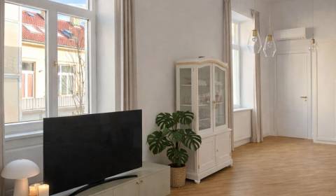 Mieten 3-Zimmer-Wohnung, 3-Zimmer-Wohnung, Mlynská, Košice - Staré Mes