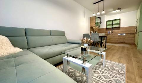 Mieten 2-Zimmer-Wohnung, 2-Zimmer-Wohnung, Popradská, Košice - Západ, 