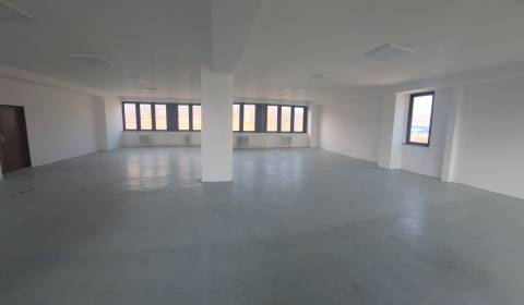 Mieten Geschäftsräumlichkeiten, Geschäftsräumlichkeiten, Tulská, Zvole