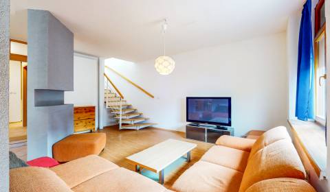 Kaufen 5+ Zimmer-Wohnung, 5+ Zimmer-Wohnung, Klemensova, Bratislava - 