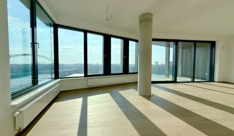 Kaufen 4-Zimmer-Wohnung, 4-Zimmer-Wohnung, Pribinova, Bratislava - Ruž