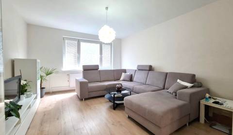 Kaufen 3-Zimmer-Wohnung, 3-Zimmer-Wohnung, Banská Štiavnica, Slowakei