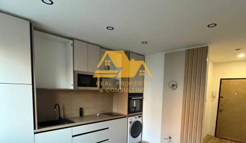 Mieten 1-Zimmer-Wohnung, 1-Zimmer-Wohnung, Nové Zámky, Nové Zámky, Slo