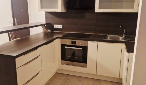 Kaufen 3-Zimmer-Wohnung, 3-Zimmer-Wohnung, Dúhová, Pezinok, Slowakei