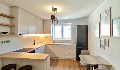 Mieten 2-Zimmer-Wohnung, 2-Zimmer-Wohnung, Veľká okružná, Žilina, Slow