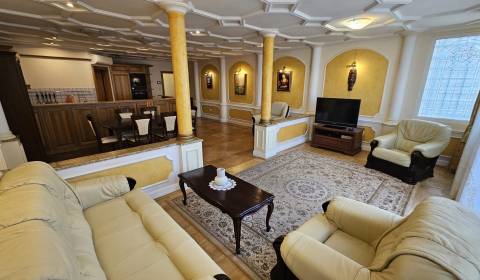 Mieten 4-Zimmer-Wohnung, 4-Zimmer-Wohnung, Zámocká, Bratislava - Staré