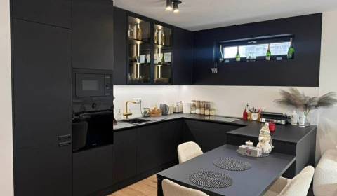 Kaufen 3-Zimmer-Wohnung, 3-Zimmer-Wohnung, Malá jarková, Komárno, Slow