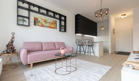 Mieten 2-Zimmer-Wohnung, 2-Zimmer-Wohnung, Nám. 1. mája, Bratislava - 