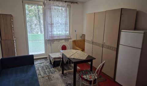 Kaufen Garconniere, Garconniere, Eótvosa, Komárno, Slowakei