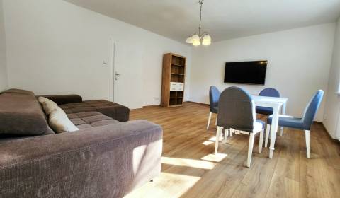 Mieten 3-Zimmer-Wohnung, 3-Zimmer-Wohnung, Revúcka, Bratislava - Ružin