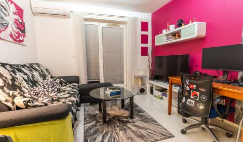 Kaufen 1-Zimmer-Wohnung, 1-Zimmer-Wohnung, Hrachová, Bratislava - Ruži