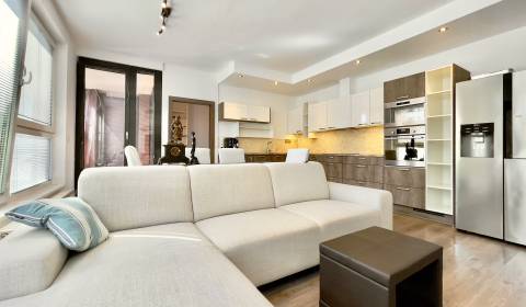 Mieten 3-Zimmer-Wohnung, 3-Zimmer-Wohnung, Košická, Bratislava - Ružin