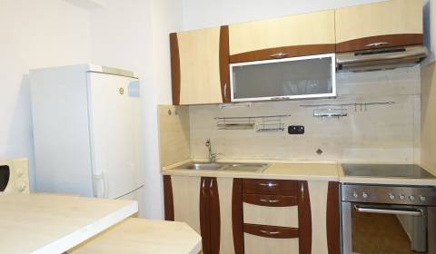 Kaufen 2-Zimmer-Wohnung, 2-Zimmer-Wohnung, Vlčie Hrdlo, Bratislava - R