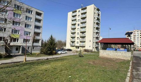 Kaufen 3-Zimmer-Wohnung, 3-Zimmer-Wohnung, M R Štefánika, Levice, Slow