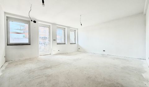 Kaufen 3-Zimmer-Wohnung, 3-Zimmer-Wohnung, Trenčín, Slowakei