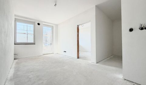Kaufen 3-Zimmer-Wohnung, 3-Zimmer-Wohnung, Trenčín, Slowakei