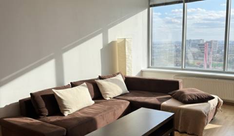 Mieten 2-Zimmer-Wohnung, 2-Zimmer-Wohnung, Bajkalská, Bratislava - Ruž