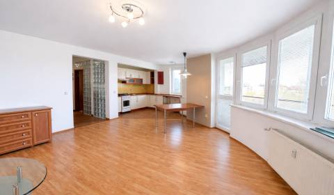 Mieten 2-Zimmer-Wohnung, 2-Zimmer-Wohnung, Nejedlého, Bratislava - Dúb