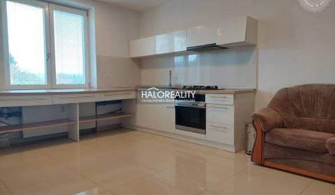 Kaufen 3-Zimmer-Wohnung, Prievidza, Slowakei