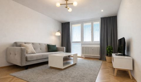Mieten 3-Zimmer-Wohnung, 3-Zimmer-Wohnung, Gagarinova, Trenčín, Slowak
