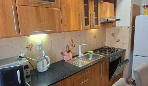 Kaufen 3-Zimmer-Wohnung, 3-Zimmer-Wohnung, A. Bednára, Prievidza, Slow