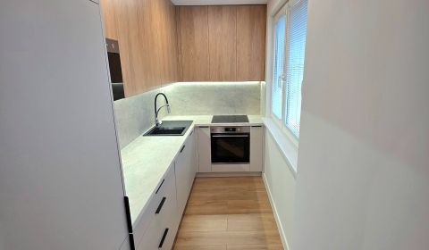Kaufen 3-Zimmer-Wohnung, 3-Zimmer-Wohnung, Čapajevova, Košice - Západ,